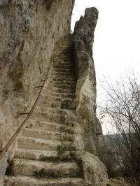 Бахчисарай, лестница на плато из Успенского монастыря