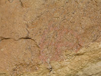 Качи-Кальон, древние наскальные рисунки охрой в гроте Таш-аир
